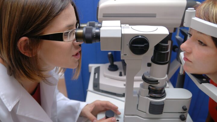 Quando marcar uma consulta com oftalmologista?
