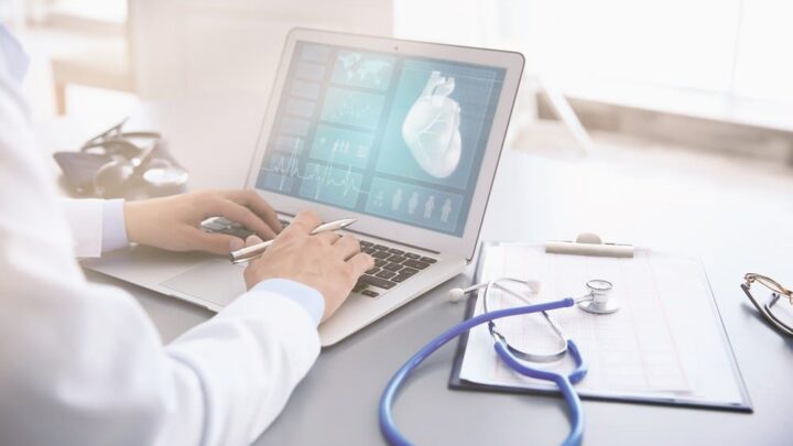Como encontrar um médico online que responde na hora: