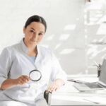 Como ser atendido por um dermatologista online